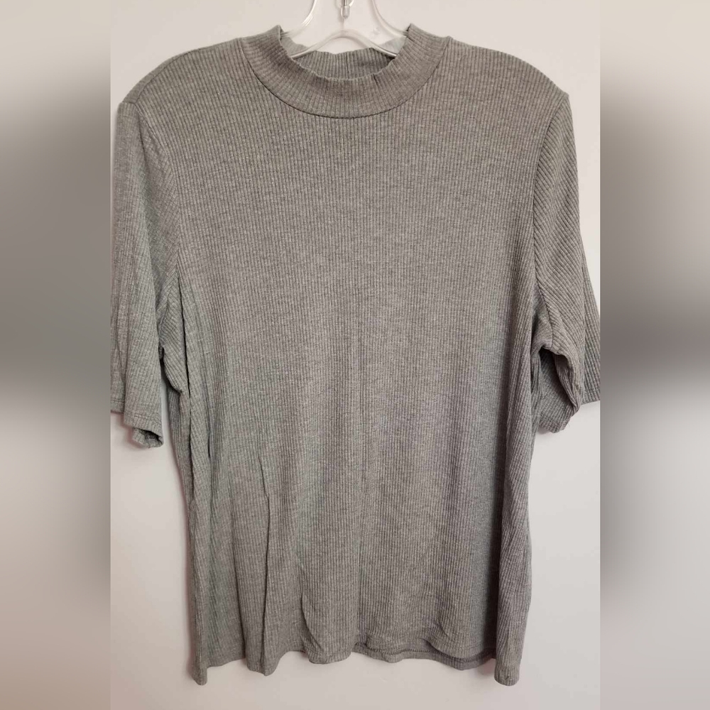 Reitmans Ribbed Mock Neck Top